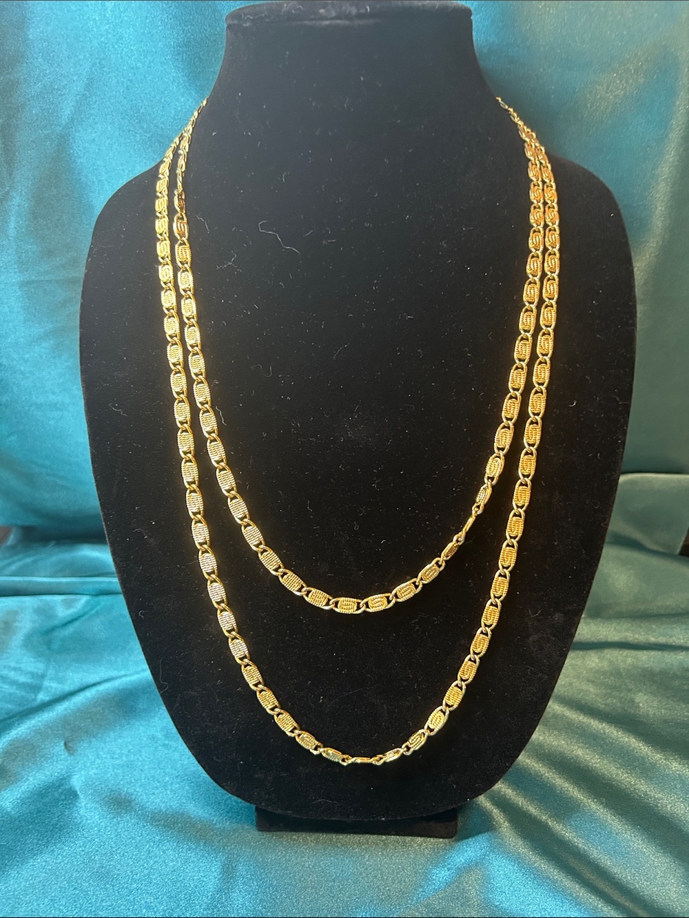 Monet Spiral link Long Gold Chain Necklace
